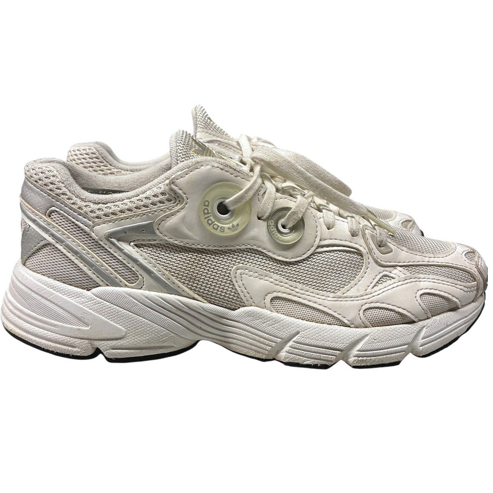 adidas Astir Chunky Sneakers Womens 7 White Running Shoes GY5565 Athleisure